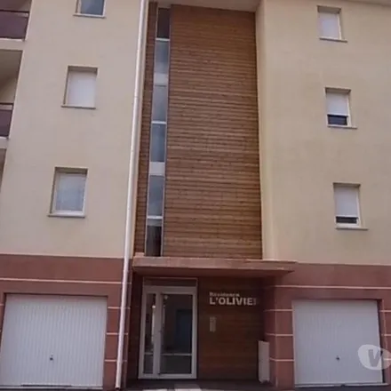 Rent this 2 bed apartment on Boulevard Roger Lazard in 13140 Miramas, France