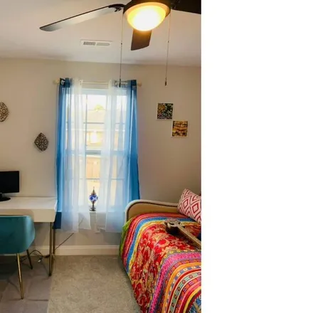 Rent this 2 bed house on Charleston