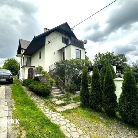Buy this studio house on Rycerska 10 in 32-082 Karniowice, Poland