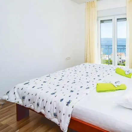 Rent this 3 bed apartment on Mali Rat in 21314 Općina Dugi Rat, Croatia