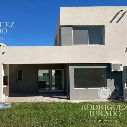 Buy this 3 bed house on unnamed road in Partido del Pilar, 1627 Zelaya