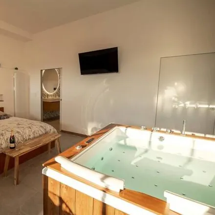Rent this 1 bed apartment on Saint-Valery-en-Caux in Place de l'Hôtel de Ville, 76460 Saint-Valery-en-Caux