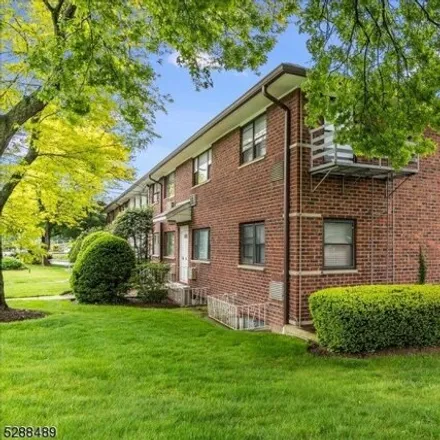 Buy this 2 bed condo on 6th Street in Coytesville, Fort Lee