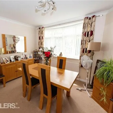 Image 9 - Beeches, 1-7 Beech Close, Kettering, NN14 2XQ, United Kingdom - House for sale