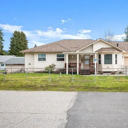 Buy this 5 bed house on 160 McAvoy Avenue in Newport, WA 99156