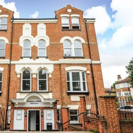 Buy this 1 bed apartment on 140 Sheen Road in London, TW9 1UU