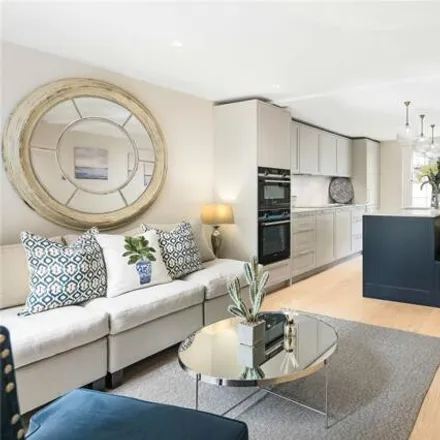 Buy this 3 bed townhouse on 28 Danvers Street in Lot's Village, London