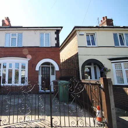 Rent this 3 bed townhouse on Escart Avenue in Old Clee, DN32 8ER