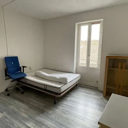 Rent this 1 bed apartment on 15 bis Place du Champ de Mars in 26700 Pierrelatte, France