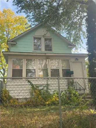 Buy this 3 bed house on Dalton Gear Co in 212 Colfax Avenue North, Minneapolis