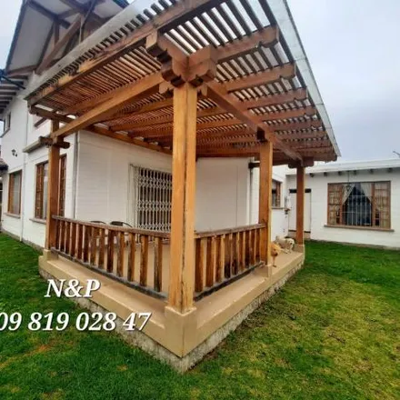 Buy this 5 bed house on José Vinueza in 170902, Tumbaco