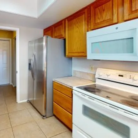 Buy this 3 bed apartment on 1913 East Gemini Drive in Kiwanis - the Lakes, Tempe