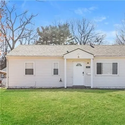 Rent this 3 bed house on 2339 Northeast Pursell Road in Gladstone, MO 64118
