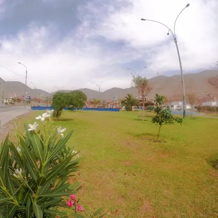 Buy this 3 bed apartment on Nicolás de Pierola Avenue 103 in Lima, Lima Metropolitan Area 15001