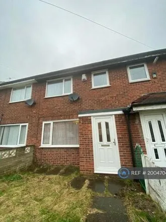 Rent this 3 bed townhouse on unnamed road in Knowsley, L10 4YW