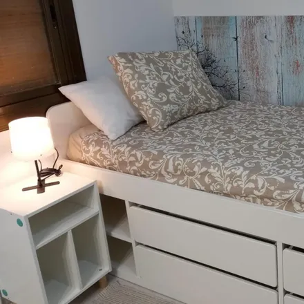 Rent this 3 bed room on Carrer de Torras i Bages in 08193 Cerdanyola del Vallès, Spain