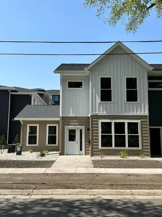 Buy this 4 bed condo on 1113 12th Street North in Fargo, ND 58105
