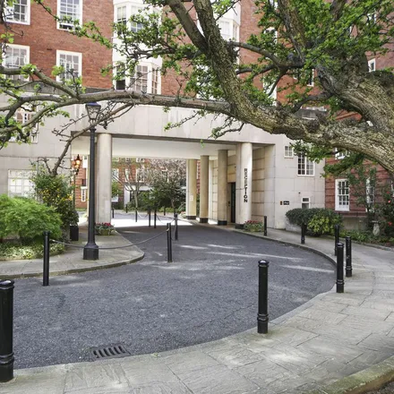 Image 1 - Cranmer Court, 1-67, 110A, 147-245;111-146 Whitehead's Grove, London, SW3 3HW, United Kingdom - Apartment for rent