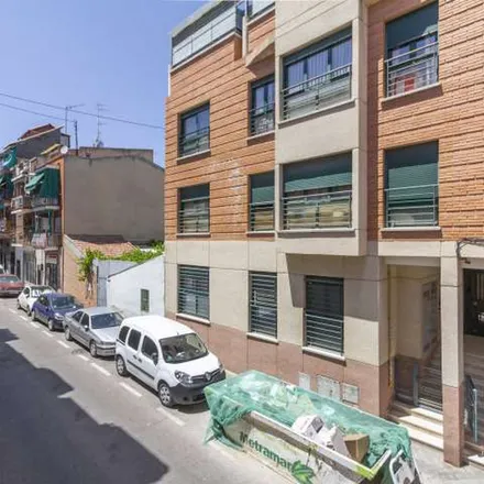 Image 6 - Calle de Juan Zofio, 27, 28026 Madrid, Spain - Apartment for rent