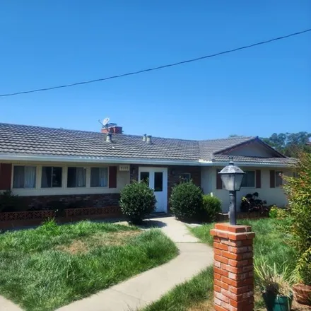 Buy this 3 bed house on 4180 Dingley Street in Oakland, CA 94577
