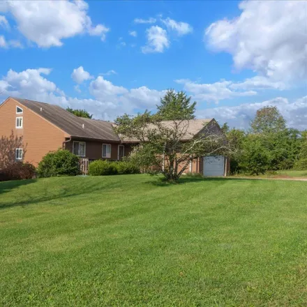 Image 3 - 5329 West Elkton Gifford Road, Wayne Township, OH 45011, USA - House for sale