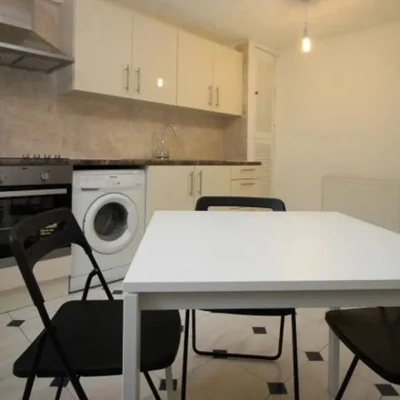 Rent this 1 bed apartment on 21-103 Seyssel Street in Cubitt Town, London