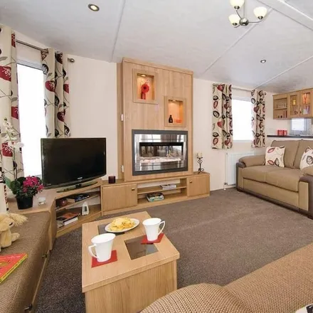 Rent this 3 bed house on Burnham-on-Sea and Highbridge in TA8 2AE, United Kingdom