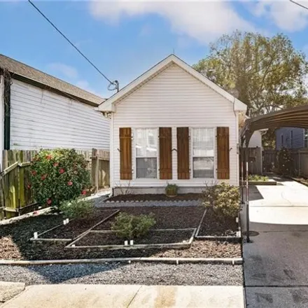 Buy this 1 bed house on 7510 Hurst Street in New Orleans, LA 70118