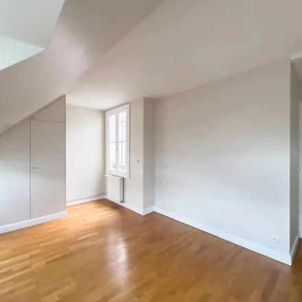 Rent this 4 bed apartment on 2 Boulevard Saint-Martin in 75010 Paris, France