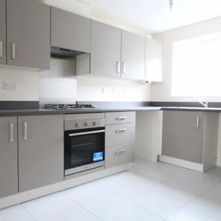 Rent this 3 bed duplex on Hartnup Street in Liverpool, L5 1UR