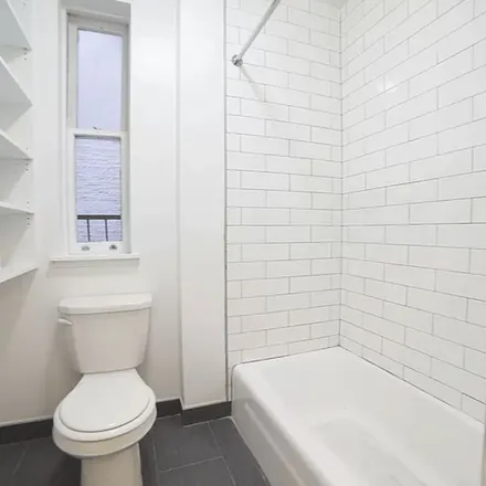 Rent this 1 bed apartment on 333 East 86th Street in New York, NY 10028