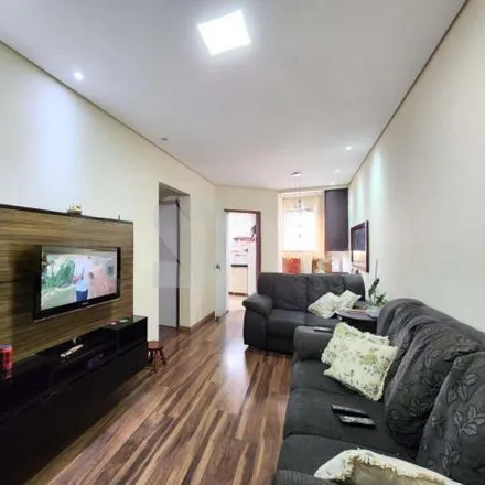 Buy this 2 bed apartment on Espigão Material de Construção in Rua Andirá, Regional Oeste