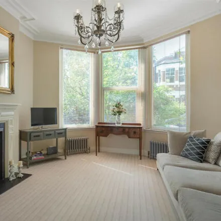 Image 2 - Goldsmith Avenue, London, W3 6HN, United Kingdom - Duplex for sale