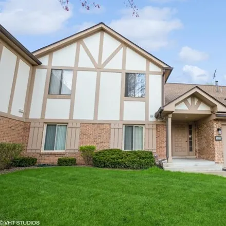 Image 1 - 835 Knottingham Drive, Schaumburg, IL 60193, USA - Condo for sale