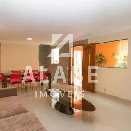 Rent this 3 bed house on Rua Tomás Deloney in Santo Amaro, São Paulo - SP