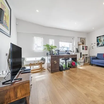 Rent this 2 bed house on 82 Worple Road in London, SW19 4HZ