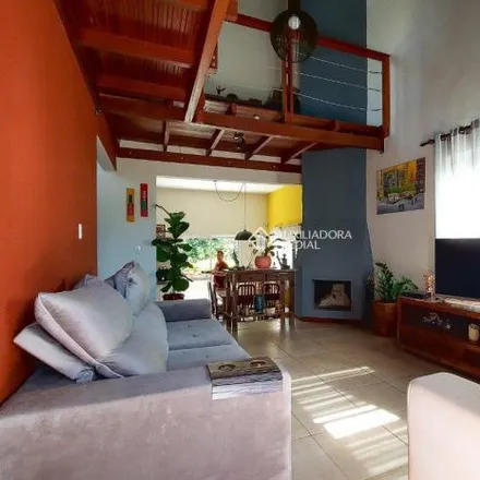 Buy this 3 bed house on Rua Reverendo Gelson dos Santos Castro in Rio Tavares, Florianópolis - SC
