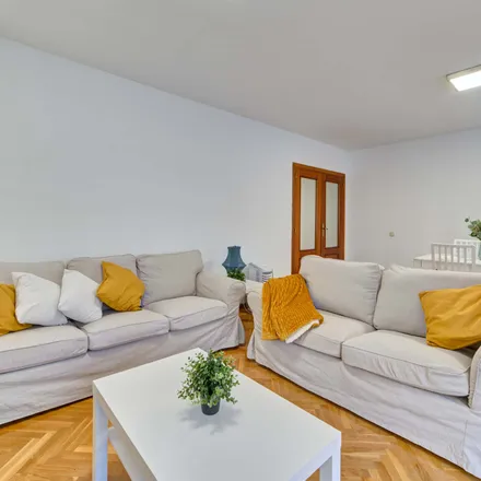 Rent this 4 bed apartment on Paseo Mariano Arigita in 31009 Pamplona, Spain