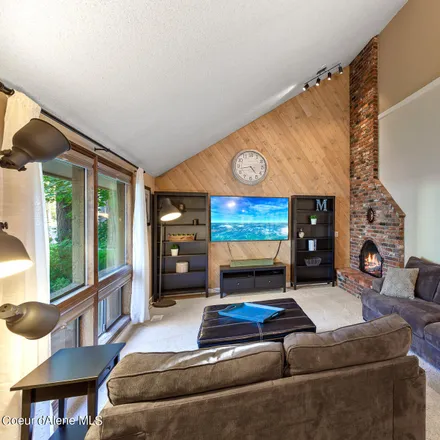 Image 3 - 304 South Ross Point Road, Post Falls, ID 83854, USA - House for sale