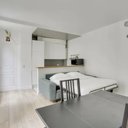 Image 5 - 3 Rue de la Cossonnerie, 75001 Paris, France - Apartment for rent