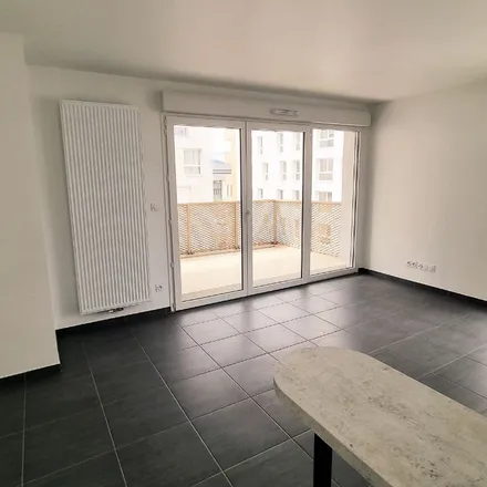 Rent this 2 bed apartment on 14 Rue du Séminaire in 63100 Clermont-Ferrand, France