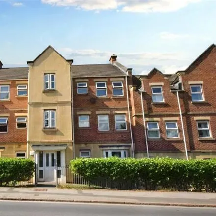 Rent this 1 bed room on Whitehall Road Whitehall Drive in Whitehall Road, Leeds