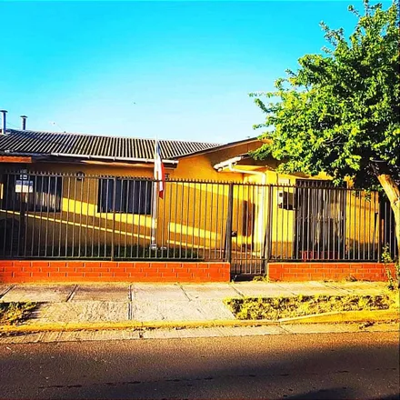 Buy this 3 bed house on Pasaje Pintor Víctor Carvacho Herrera in 226 0000 Quillota, Chile