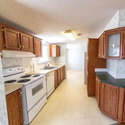 Image 6 - 447 Northeast 9th Avenue, Okeechobee, Okeechobee County, FL 34972, USA - Apartment for sale