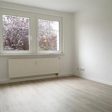 Image 1 - Eckersbacher Höhe 92, 08066 Zwickau, Germany - Apartment for rent