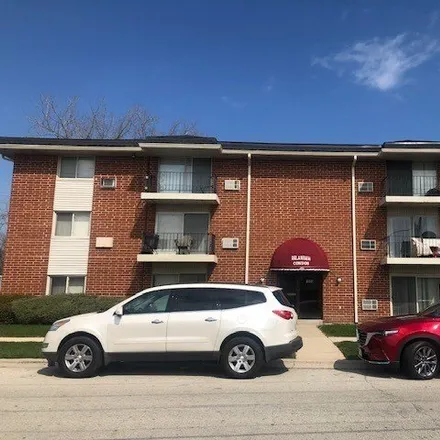 Buy this 2 bed condo on 1795 Canal Street in Blue Island, IL 60406