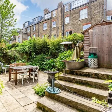 Image 4 - Holmbury View, Upper Clapton, London, E5 9EG, United Kingdom - Apartment for sale