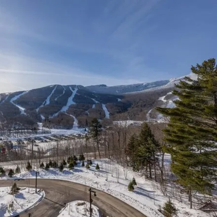 Image 2 - Liftline Drive, Stowe, VT, USA - Condo for sale