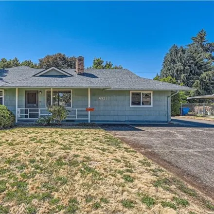 Buy this 4 bed house on 6921 Kentucky Dr in Vancouver, Washington