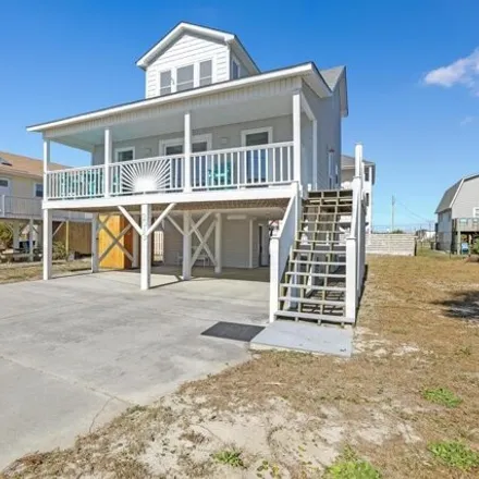 Image 7 - 2013 North Shore Drive, West Onslow Beach, Surf City, NC 28445, USA - House for sale